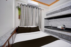 Super Townhouse Koramangala Road Complex Formerly Parkash Tower
