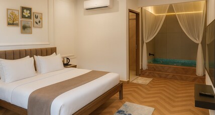 Aspen Riverside Resort (180 mountain view) Room Type - Premium Cottage with Plunge Pool (Mountain View)
