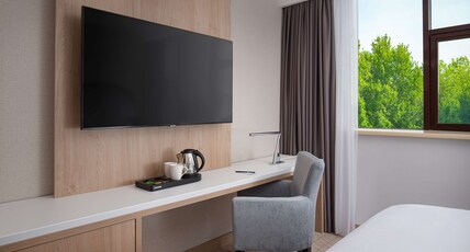 DoubleTree by Hilton Shymkent Room Type - TWIN GUEST ROOM