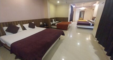 Hotel Laxmi GH Room Type - City View Family Room with King Bed