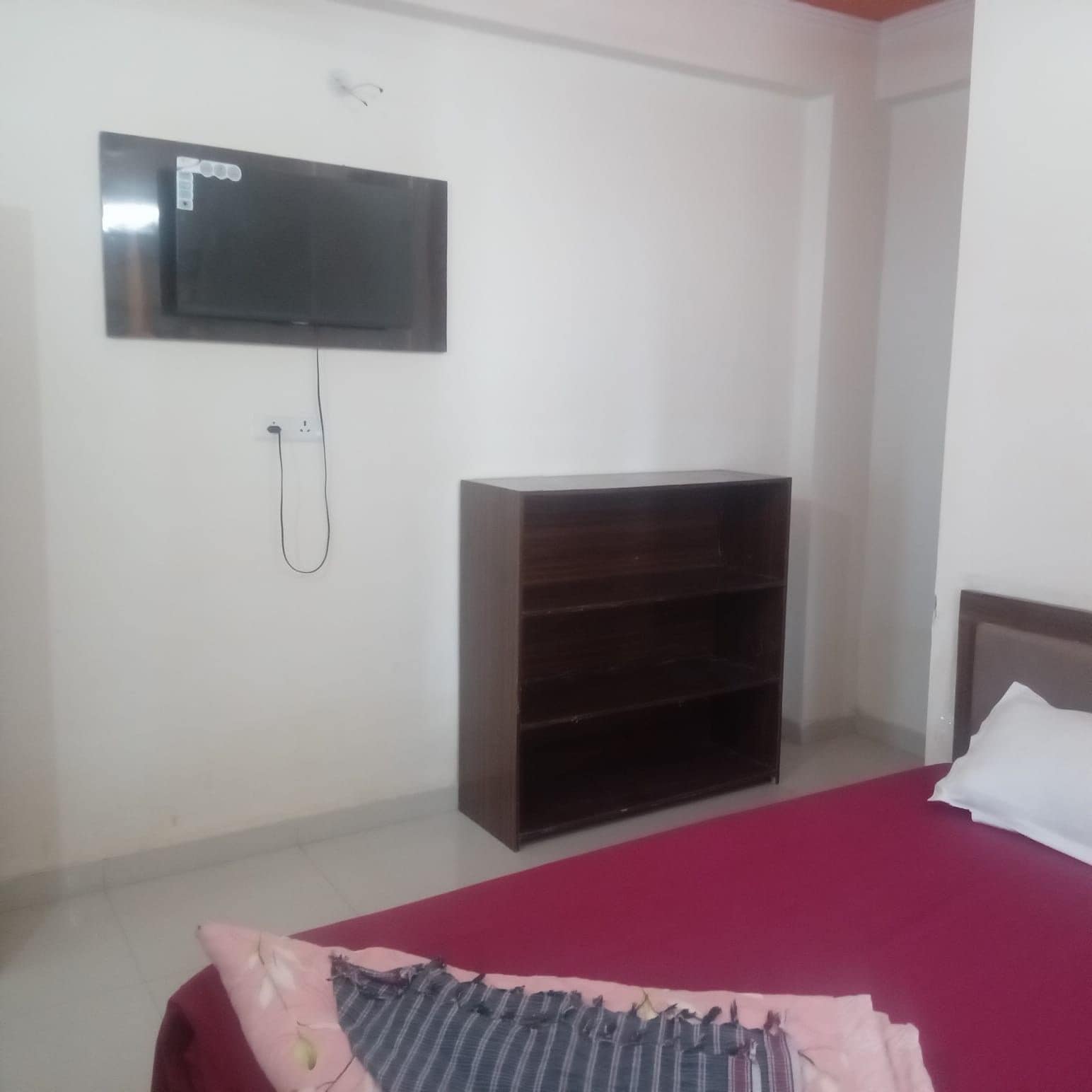 Hotel Shri Laxmi Narayan - Tap to explore photos