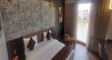HOTEL MANAS PALACE Room Type - Sunset View