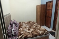 THE FOOD GARDEN HOTEL