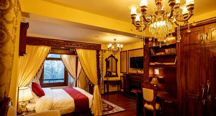 The Himalayan Heritage Room Type - Rajkamal Suite