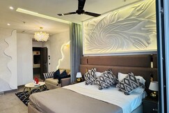 Chic Studio with Art Deco Flair Balcony Views