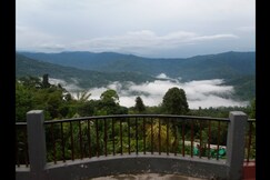 The Atrium Park | Rooms & Caretaker