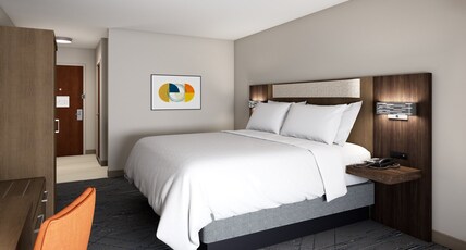 Holiday Inn Express White Marsh, An IHG Hotel Room Type - 1 King Suite Mobility Accessible Roll In Shower Sofa Bed Holiday Inn Express White Marsh, An IHG Hotel Room Type - 1 King Suite Mobility Accessible Roll In Shower Sofa Bed