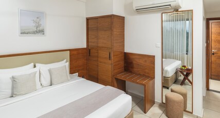 Oshin Hotels Room Type - Deluxe Delight