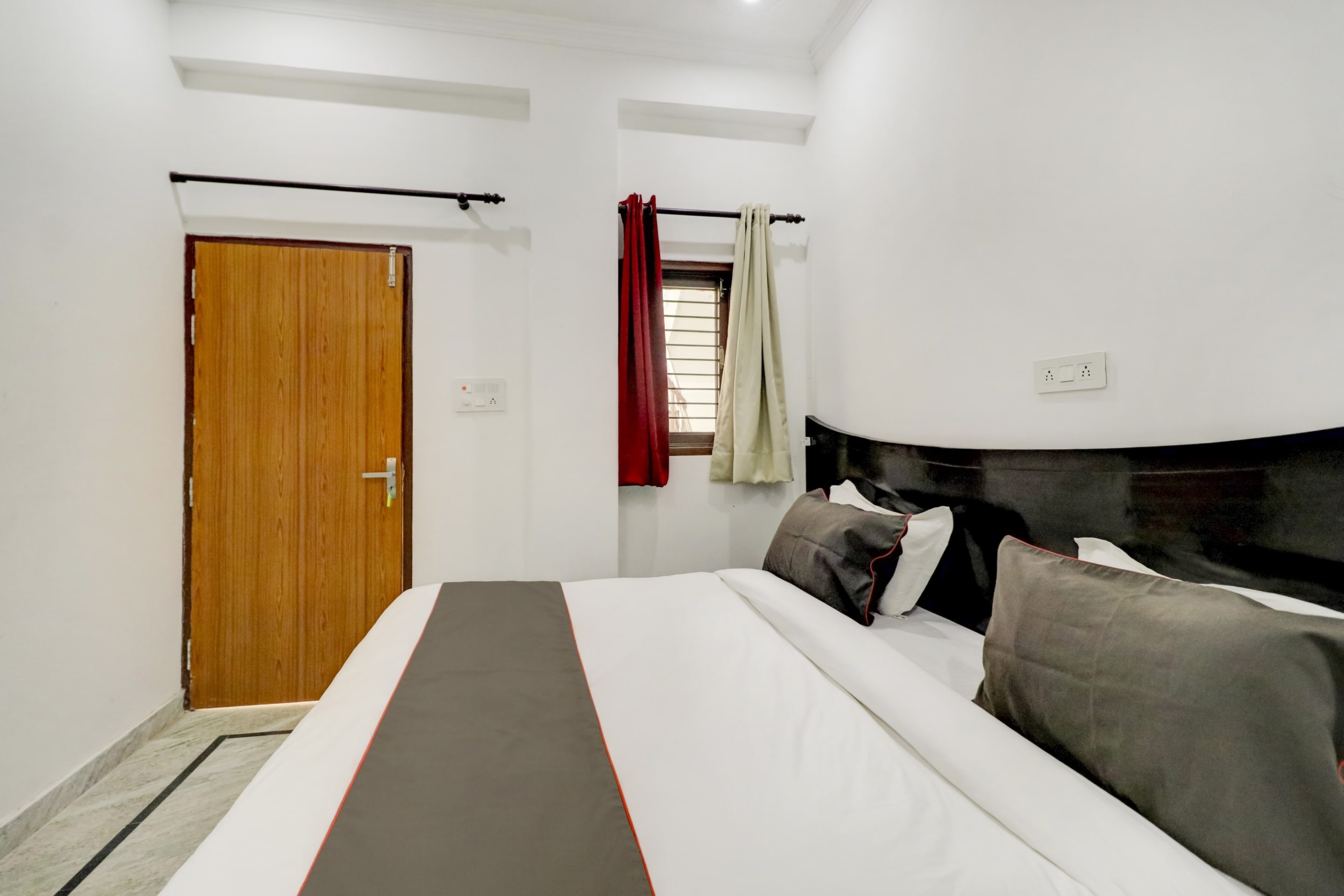 Hotel O BJ Residency - Tap to explore photos