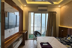 Luxury kaveri studio