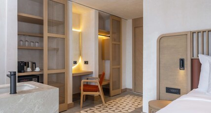 Radisson Blu Hotel, Kas Room Type - Premium Corner Room - Sea View9;9;9;9;9;9;9;13;10;