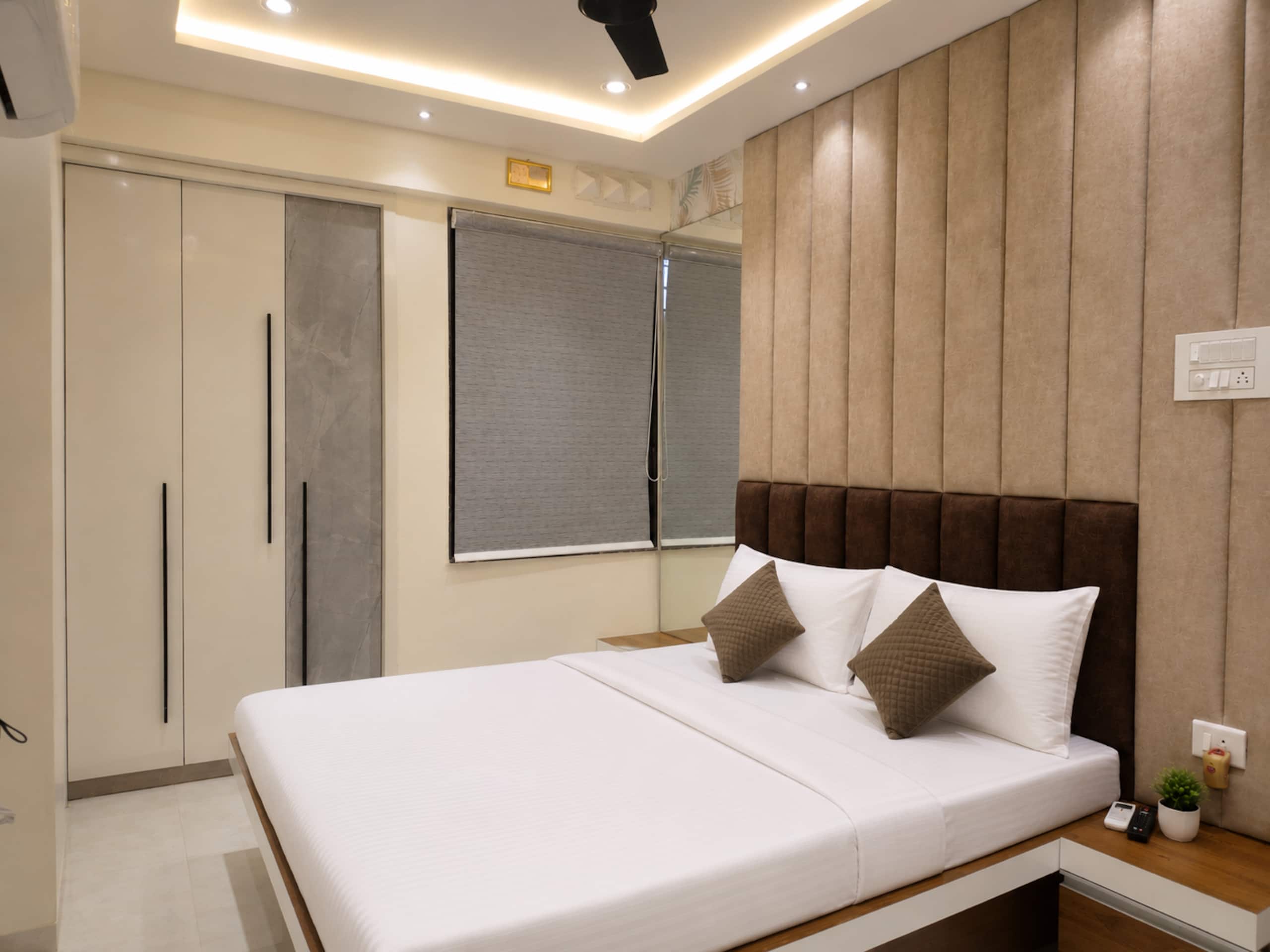 The Cult Residency 2BHK Y Chowk - Tap to explore photos