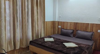 Shangarh JC Snow Valley Room Type - Deluxe double room