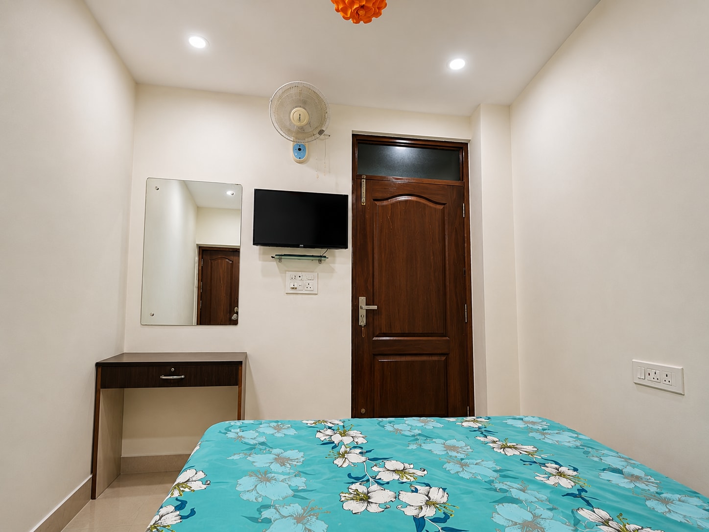 Sai Guest House - Tap to explore photos