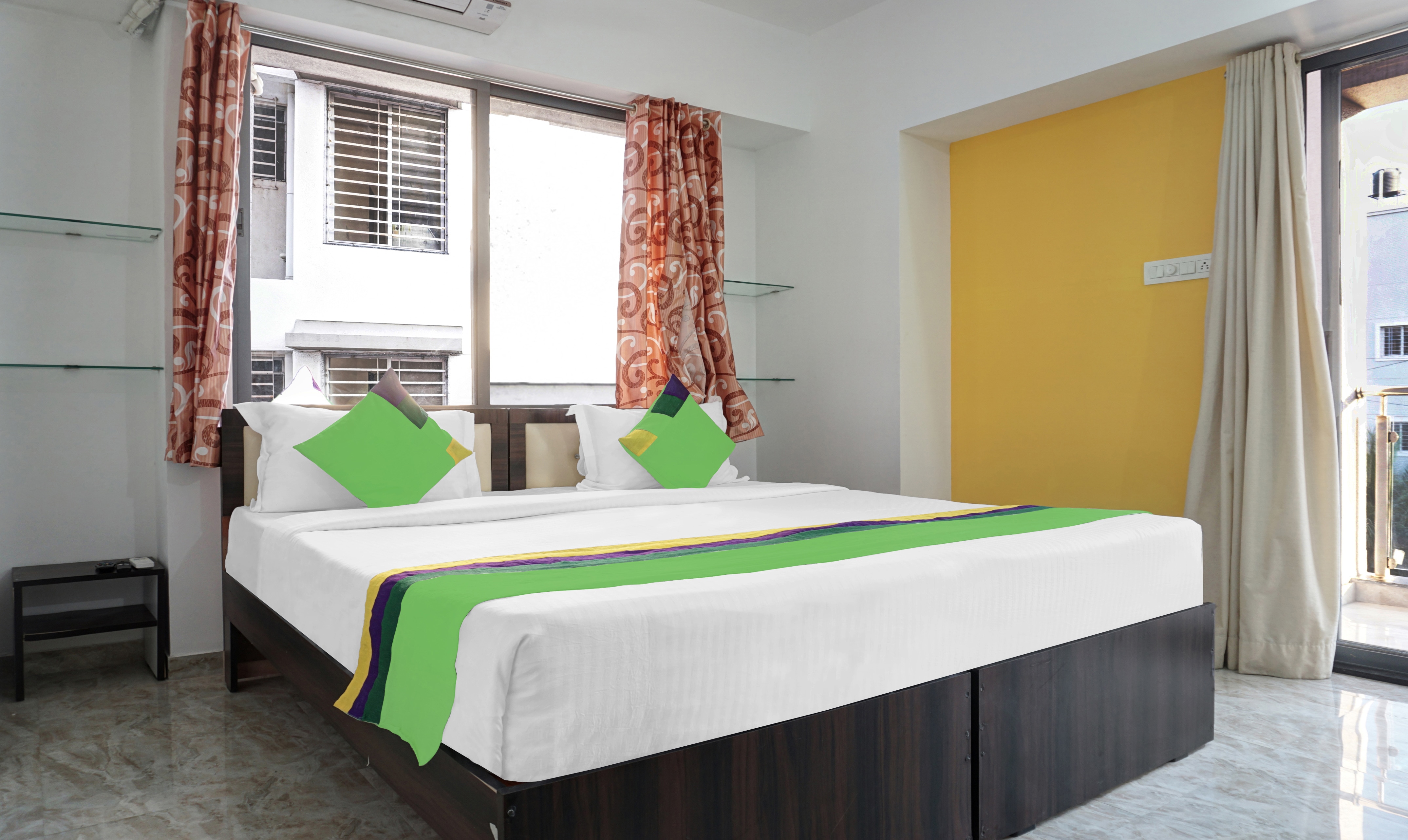 Treebo Atithi Corporate Stay Baner IT Hub - Tap to explore photos