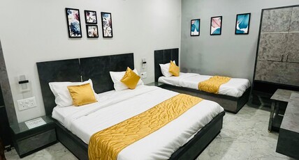Hotel Solan Room Type - Premium Family AC Room
