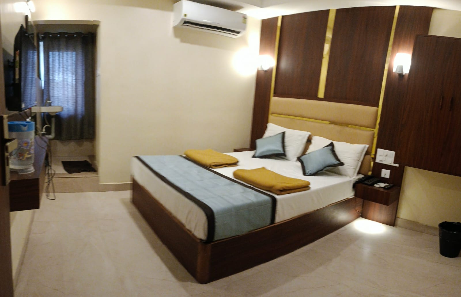 Main gallery
