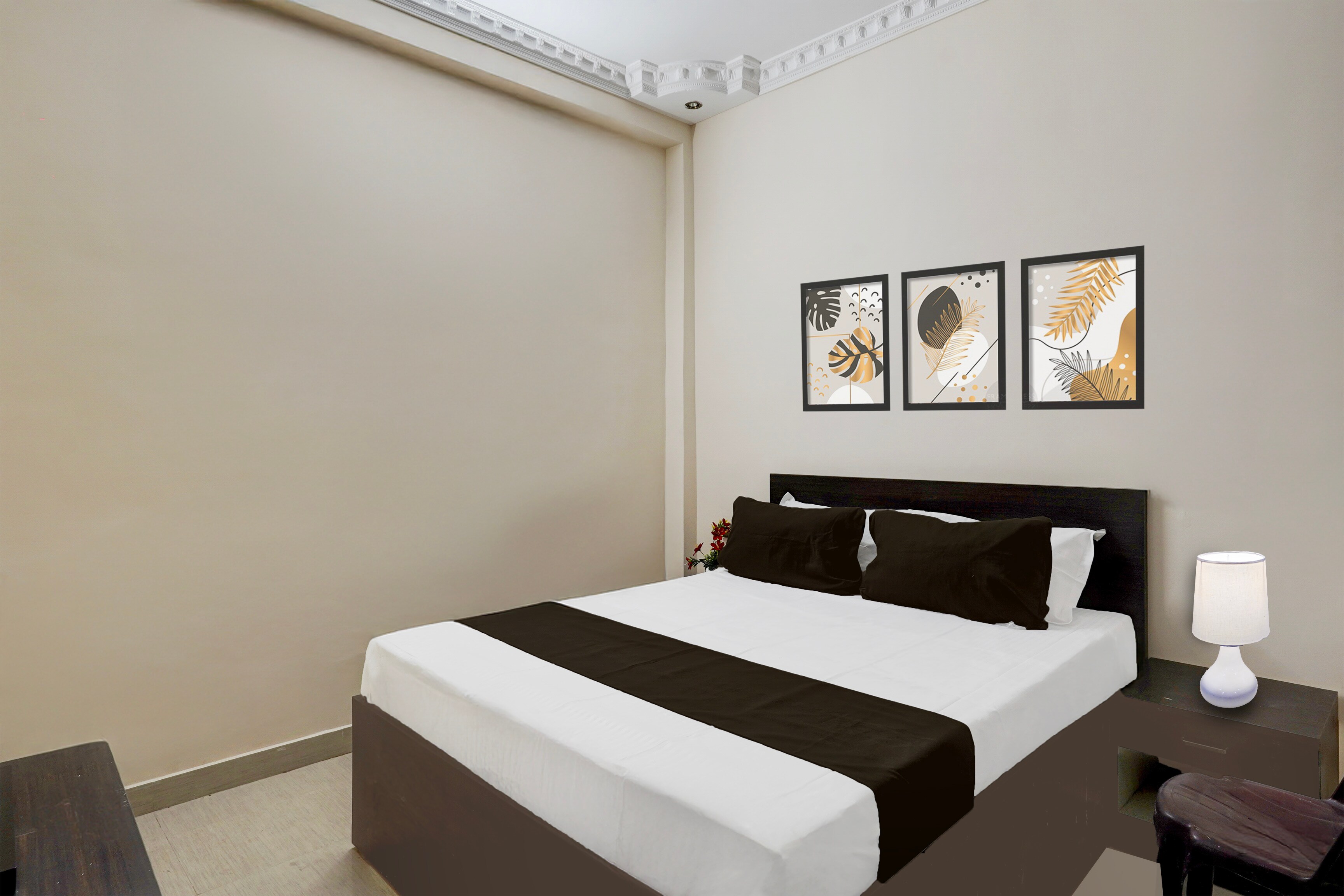 Super Hotel O Janappanchatram - Tap to explore photos