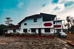 GD's Bungalow by Dazzle Destinations | Villa in Chikmagalur