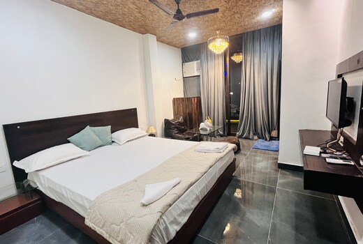 Nasheman Hotel