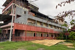 OYO 93414 Wisma Ratu Syariah Near SMP Negeri 2 Watang Pulu