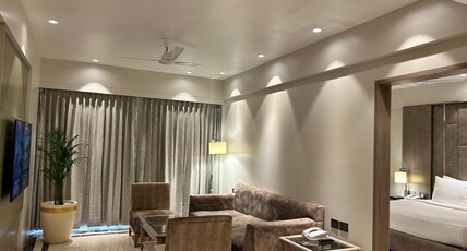 Jaypee Siddharth Hotel Room Type - Executive Suite with Two way Airport Transfers