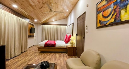 Hotel Vintage, Manali | Near Mall Road Room Type - Super Deluxe Room Hotel Vintage, Manali | Near Mall Road Room Type - Super Deluxe Room