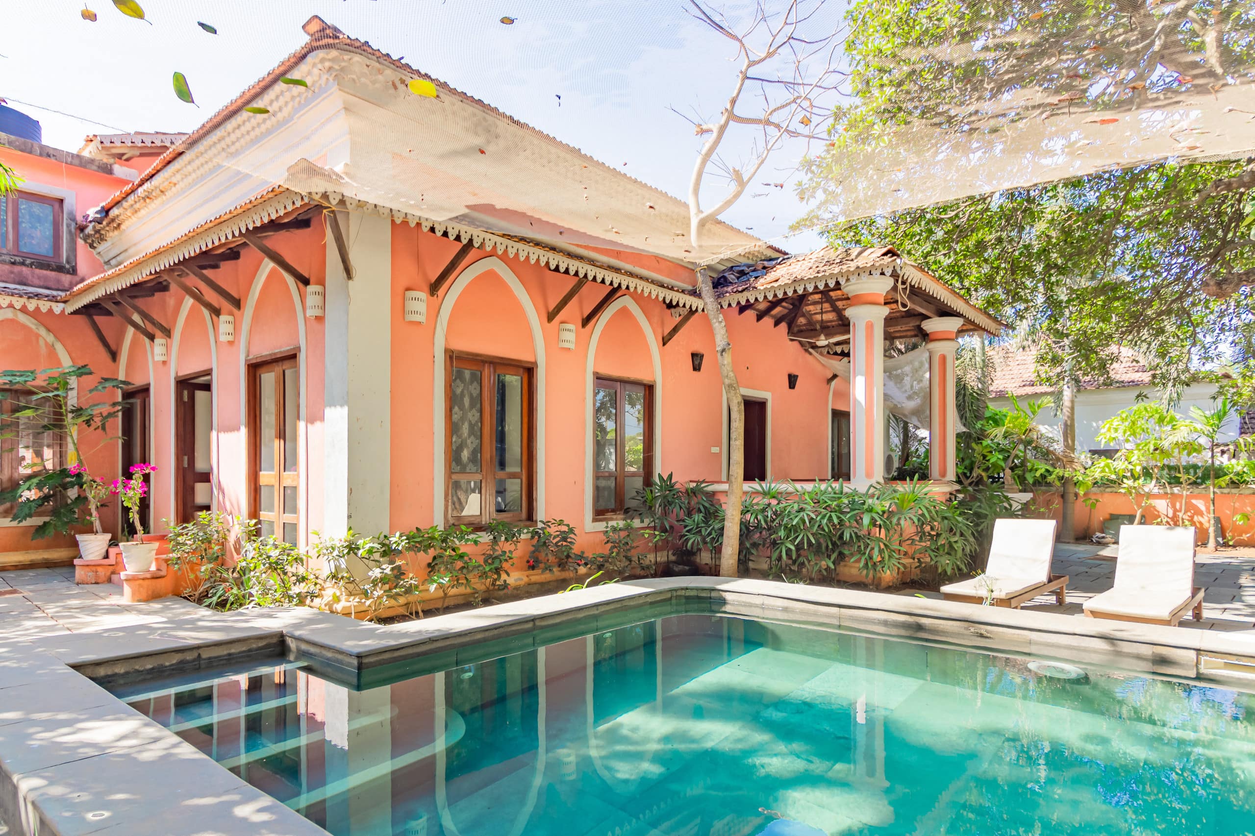 Beach Villa Anjuna with private pool - Tap to explore photos