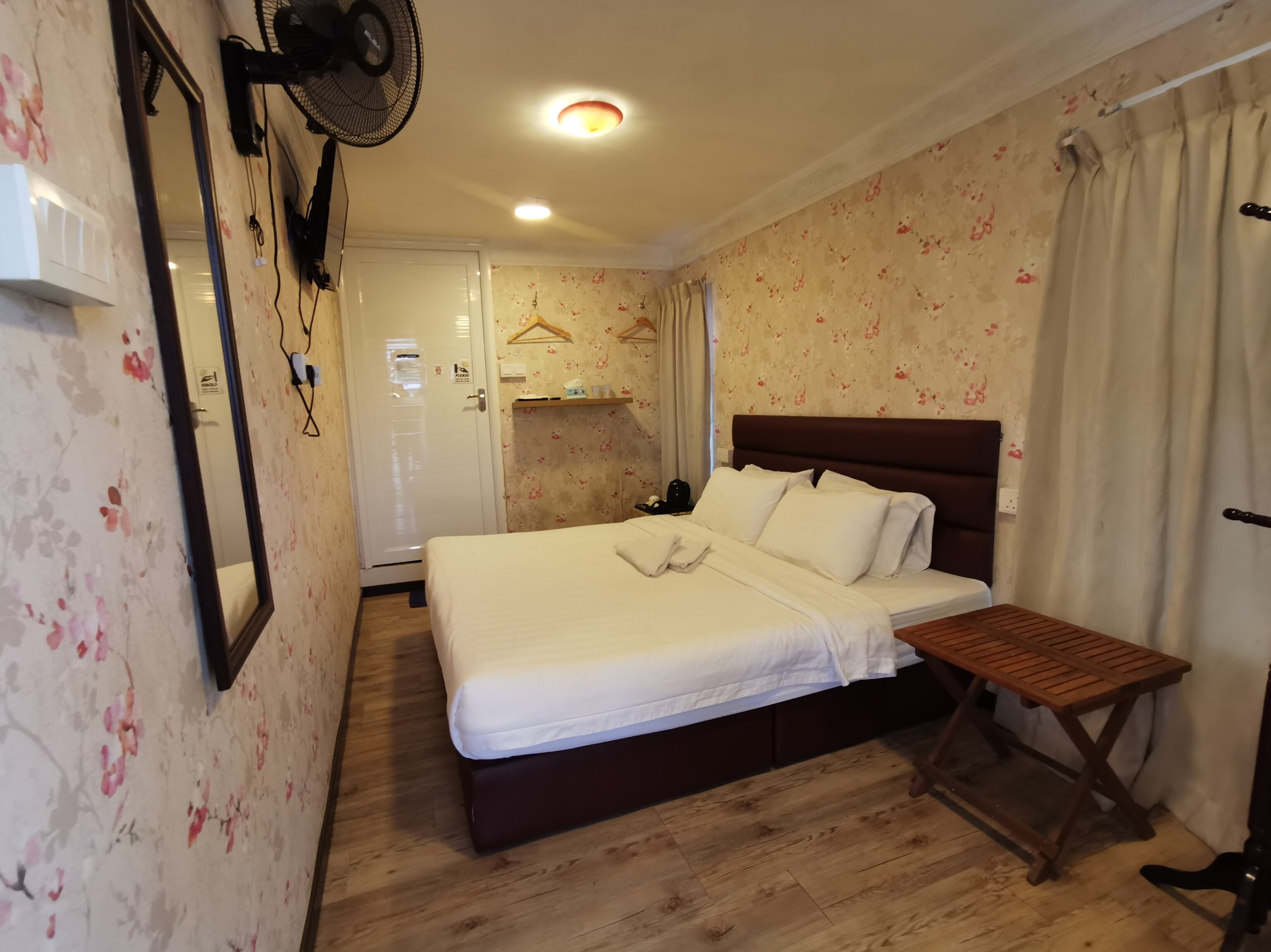 Hotel O Mount Hill Villa Kundasang - Tap to explore photos