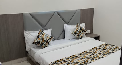 Hotel KP Palace. Room Type - Deluxe Room