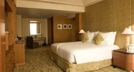 The Grand New Delhi Room Type - Presidential Suite with Jacuzzi and Balcony The Grand New Delhi Room Type - Presidential Suite with Jacuzzi and Balcony