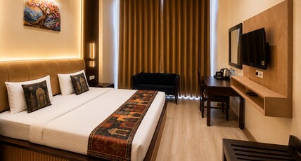 Hotel Vrindavan Sultanpur Room Type - Luxury Room with Garden View