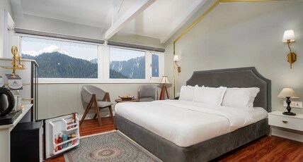 Paristaan Luxury Room Type - Paristaan Suite