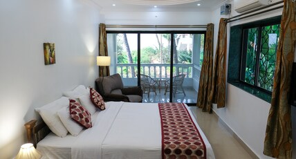Shanus Seaside Inn Room Type - Deluxe Room with Sea View - Upper Floor