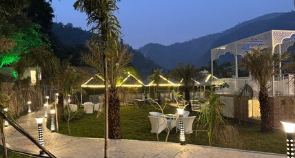 Royal Guest House Room Type - Luxury Camps