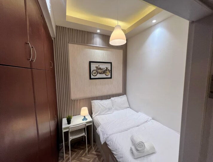 Affordable Partition Room in Tecom Near Metro - Tap to explore photos