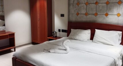 KMS Legacy Room Type - LUXURY ROOM