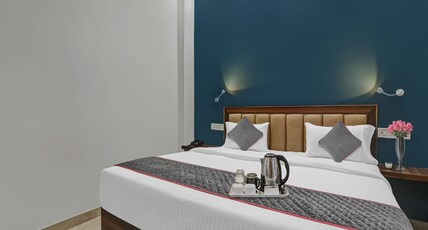 Super Townhouse swaroop inn Room Type - Classic