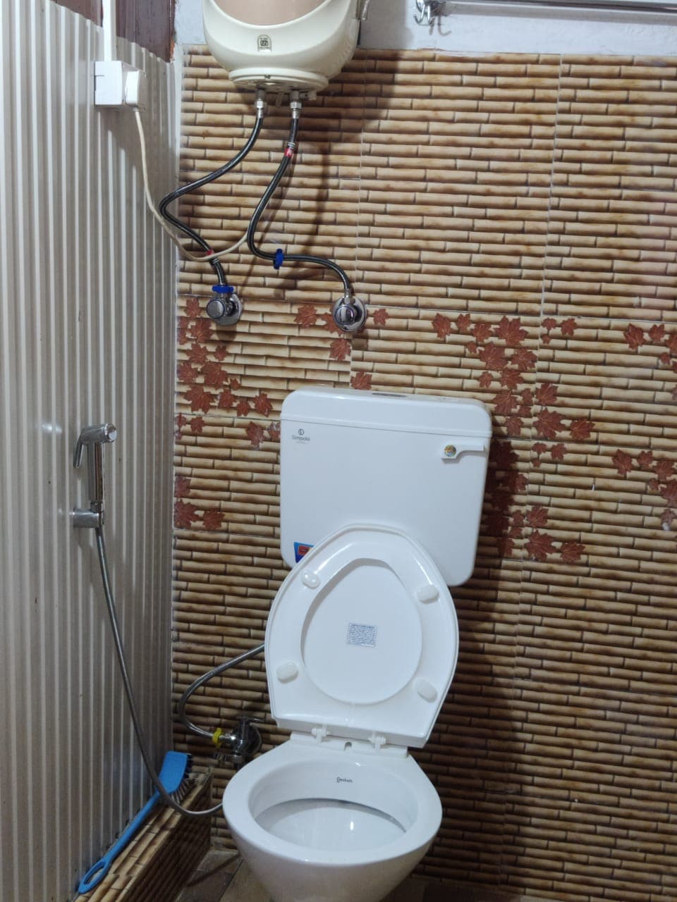 Mayur Darjeeling - Tap to explore photos