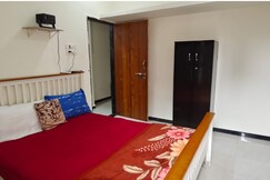 1BHK Couple friendly Projector No Restrictions