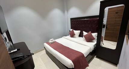 Asahi P Guest House Room Type - standard 302