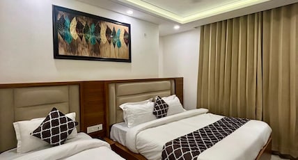 Hotel G R Residency | 2 Min Walk to Golden Temple Room Type - Premium 3 Bed Family Room Hotel G R Residency | 2 Min Walk to Golden Temple Room Type - Premium 3 Bed Family Room