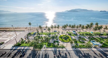 Novotel Nha Trang Room Type - Standard Room with 1 king-size bed