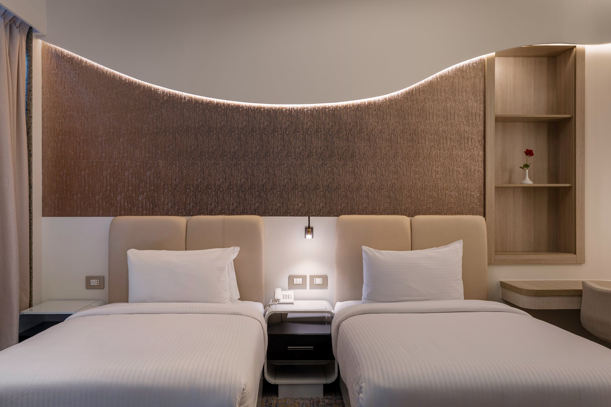 Crowne Plaza Alexandria Mirage by IHG - Tap to explore photos