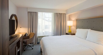 Hampton Inn Manhattan Chelsea Room Type - 1 KNG ACCESSIBLE TUB NS