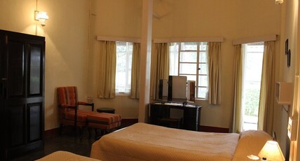 Wathai Heritage Bungalow Room Type - AC Twin- Yuhina