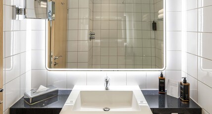 Mercure Northampton Room Type - Classic room with 1 double bed
