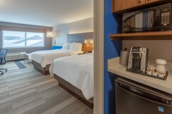 Holiday Inn Express & Suites Rice Lake