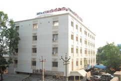 HOTEL ROYAL PARK