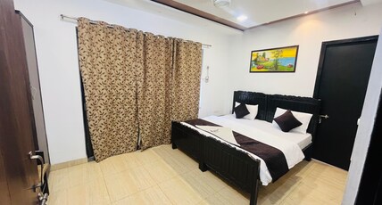 Luxury Taj Home Stay Room Type - Double room with private balcony